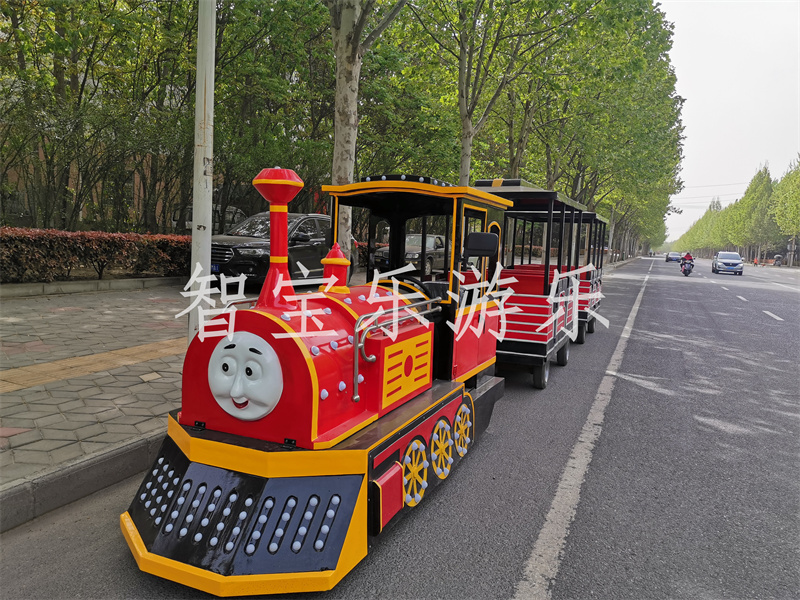 安全運(yùn)行無(wú)軌觀(guān)光小火車(chē)的介紹